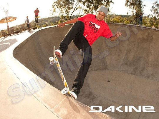 Plecak Dakine Covert Blocks 2012+ Naklejki gratis