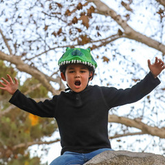 Kask juniorski C-PREME T-REX AWESOME Green