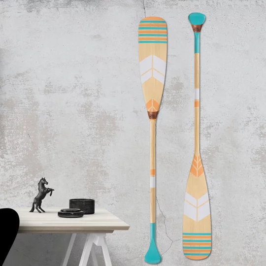 Pagaj John Paddle Beaver Ozdoba Kolorowy Malowany 125 cm WZ2 ze skórzaną pionową zawieszką