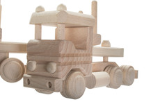 Drewniana zabawka John Paddle (34x14x10cm)  - Timberjack - ciężarówka z balami