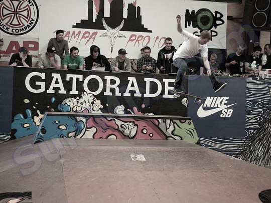 Plecak Dakine Division Northwood 2012+ Naklejki gratis