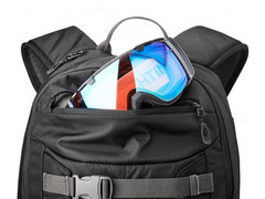 Plecak Dakine Mission Pro 25L Black F/W 2022