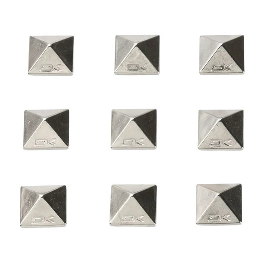 Pad antypoślizgowy Dakine PYRAMID STUDS CHROME