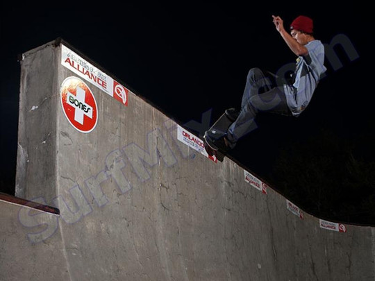 Plecak Dakine Atlas 25L Spectrum 2013+ Naklejki gratis