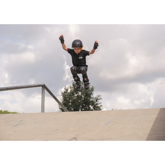 Zestaw Rolki Rollerblade Apex Black Red + kask, ochraniacze, torba do wyboru