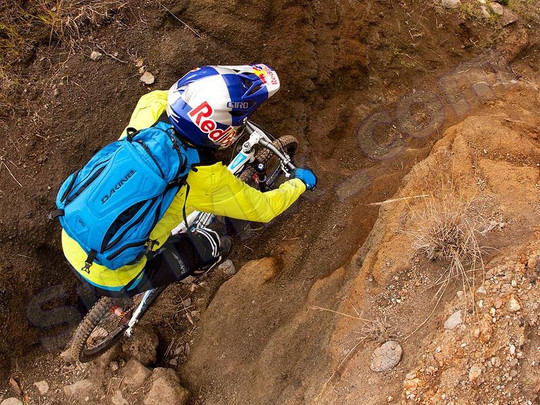 Plecak Dakine Campus SM Fremont 2012+ Naklejki gratis